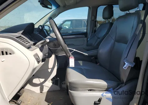 2010 Volkswagen Routan Se из США, поврежденный, VIN 2V4RW3D18AR348281